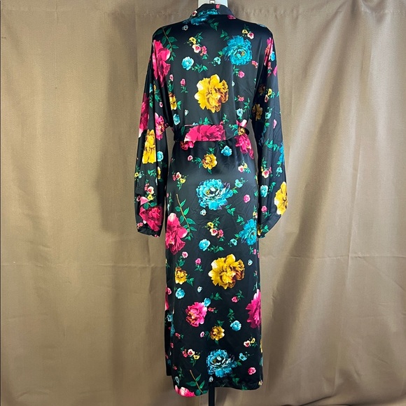 INC International Concepts floral kimono robe - Picture 4 of 5
